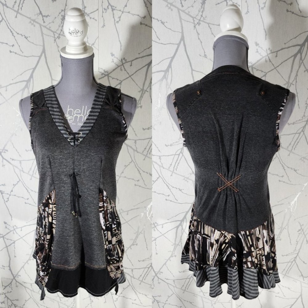 Dolcezza Gray Striped Art To Wear Mixed Fabric Peplum Tunic